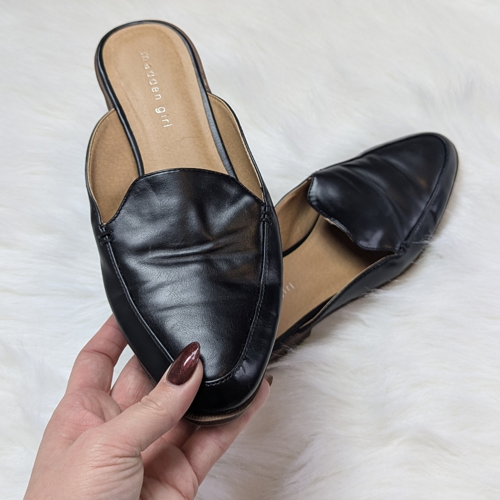 Madden Girl Black Leather Slip-On Loafers Size 10